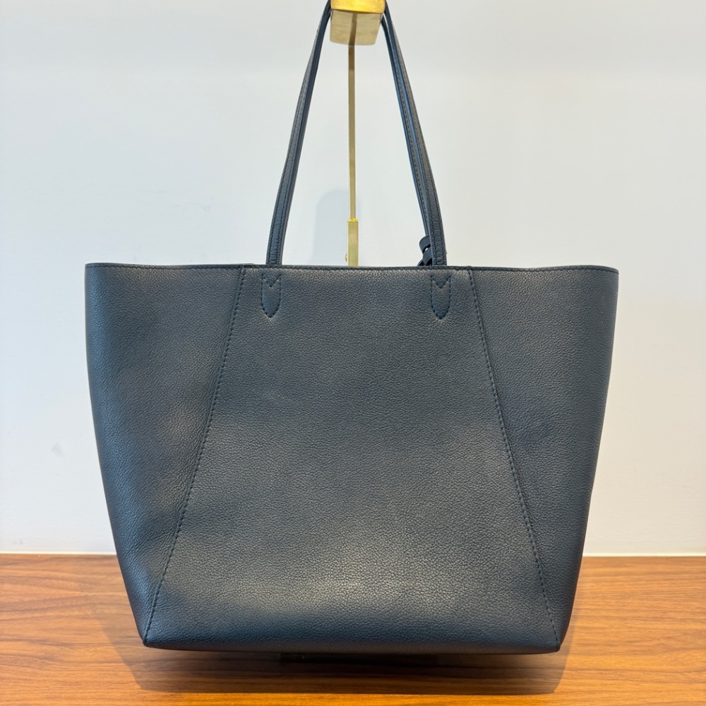 SOLD ❌Louis Vuitton Calfskin Cabas Lockme tote in Black - Picture 11 of 13
